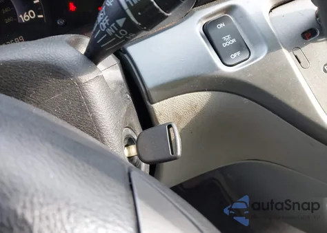 2005 Honda Odyssey Ex-L z USA, uszkodzony, nr VIN 5FNRL387X5B036630